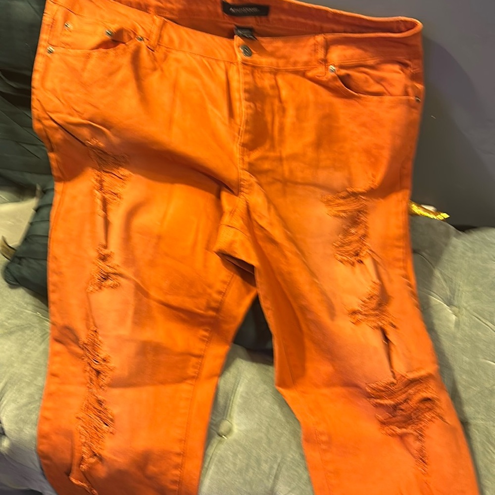 Ashley, STEWART distress jeans